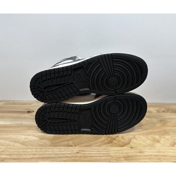 Air Jordan 1 Retro OG Washed Black GS Size 4y / Women’s 5.5 Shoes fd1437-051 - Picture 7 of 9